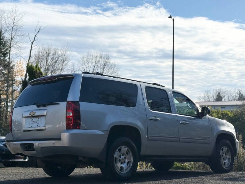 2014 Chevrolet Suburban LT