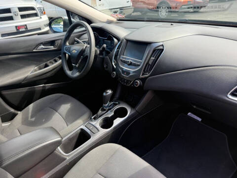 2017 Chevrolet Cruze LT Auto