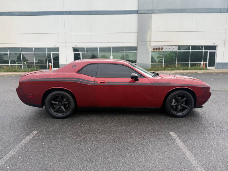 2010 Dodge Challenger SE