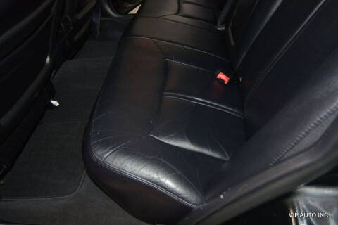 2005 Lincoln Town Car Signature Limited