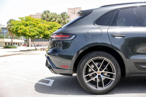 2022 Porsche Macan
