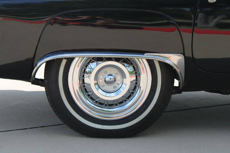 1956 Ford Thunderbird
