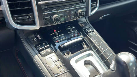 2016 Porsche Cayenne GTS