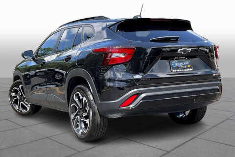 2025 Chevrolet Trax RS