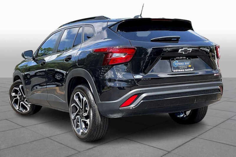 2025 Chevrolet Trax RS