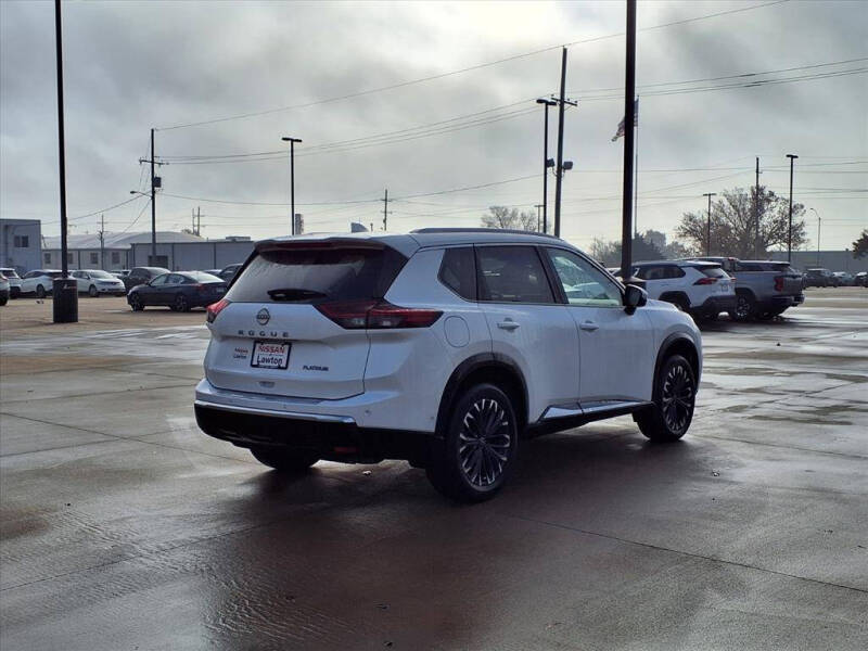 2024 Nissan Rogue Platinum