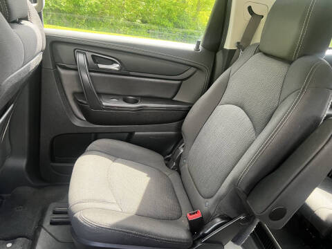 2017 Chevrolet Traverse LT