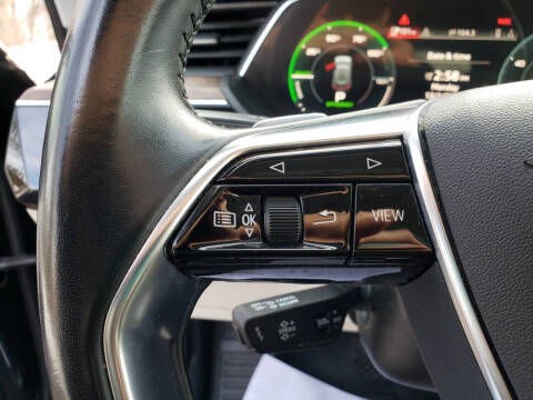 2019 Audi e-tron quattro Prestige