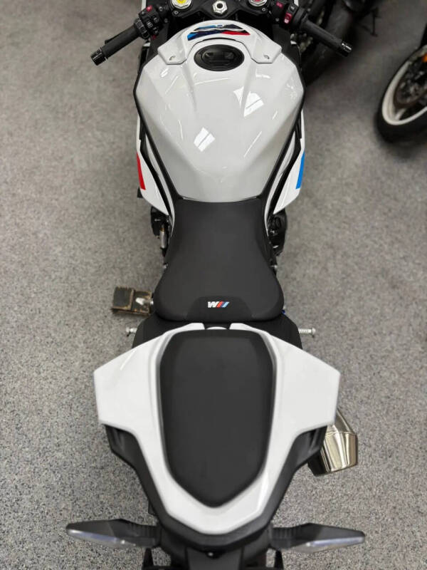 2024 BMW S 1000 RR