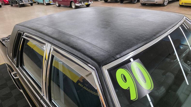 1990 Cadillac Brougham