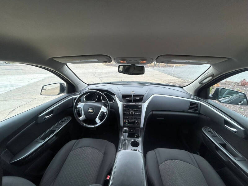 2010 Chevrolet Traverse LT