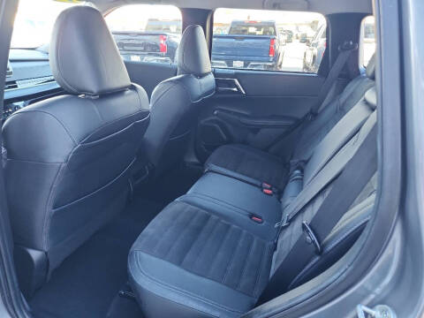 2024 Mitsubishi Outlander