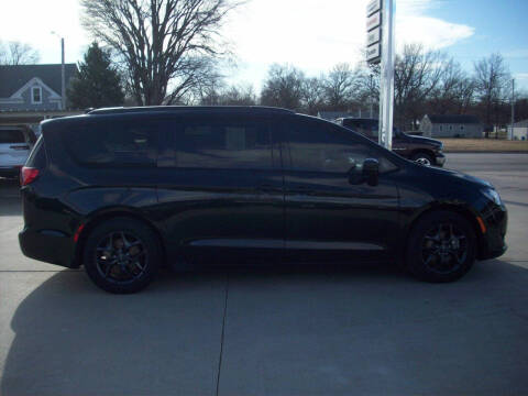 2020 Chrysler Pacifica Touring L Plus