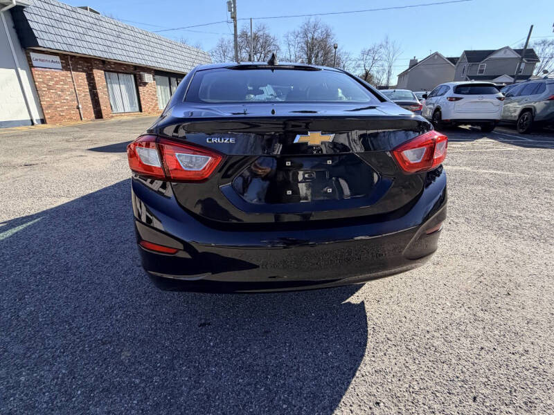 2018 Chevrolet Cruze LS Auto