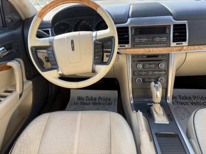 2011 Lincoln MKZ