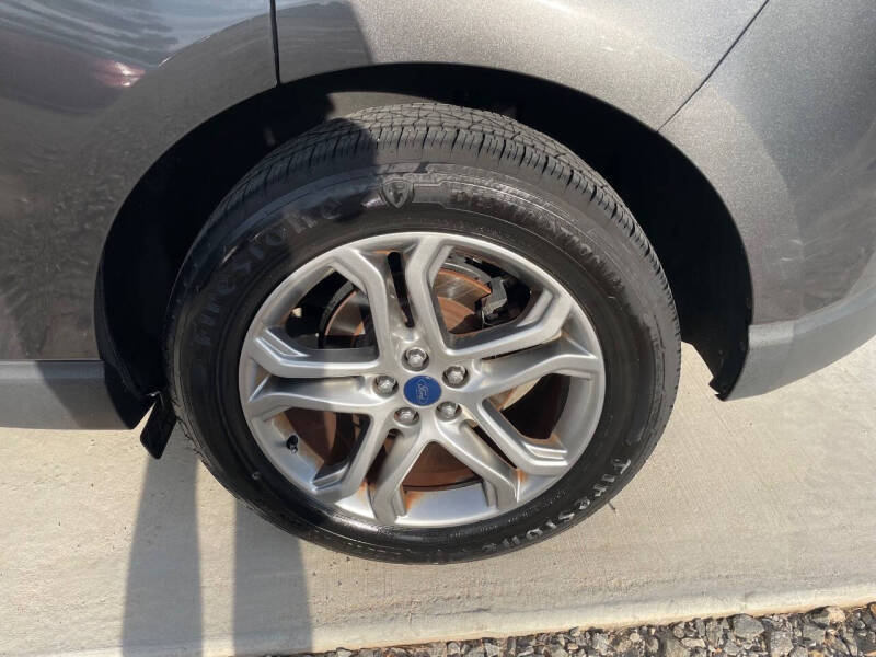 2017 Ford Edge Titanium