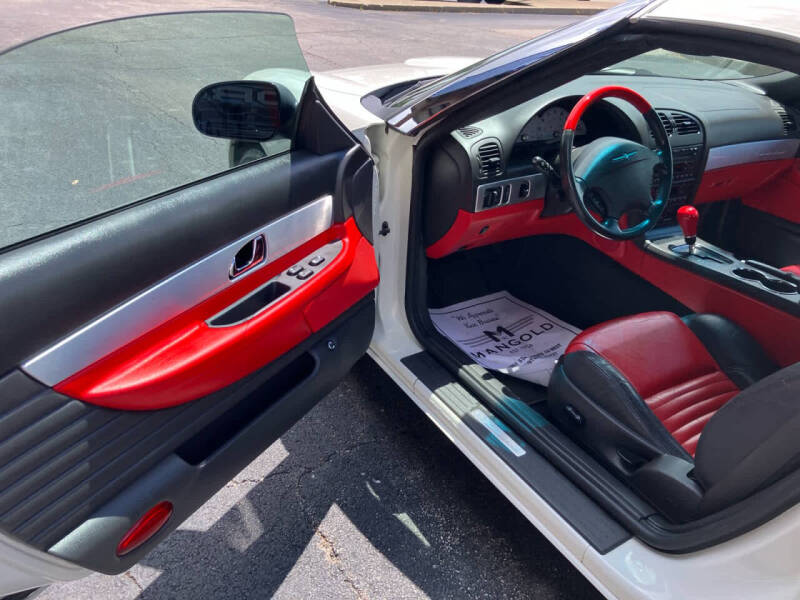 2002 Ford Thunderbird Deluxe
