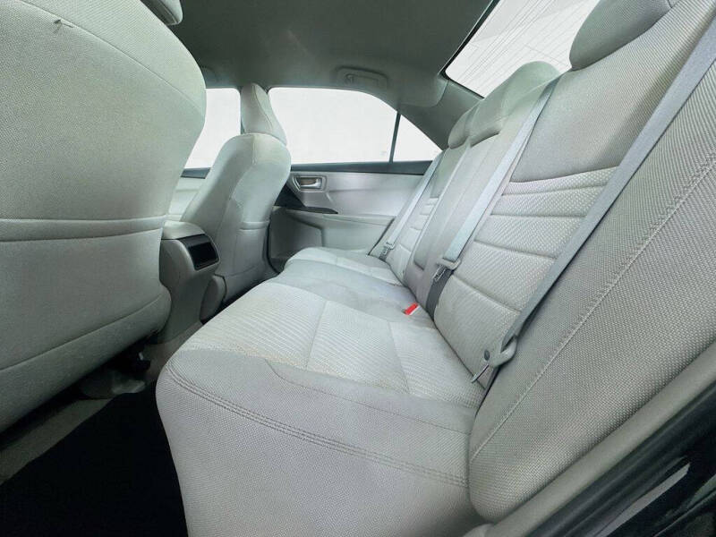 2015 Toyota Camry LE