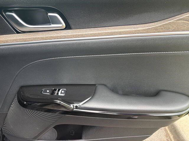 2023 Kia K5