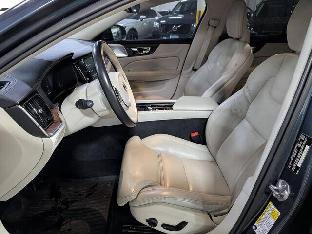 2019 Volvo V60 T6 Inscription