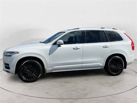 2018 Volvo XC90 T5 Momentum 7-Passenger