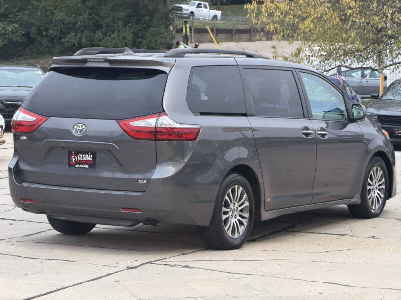 2018 Toyota Sienna