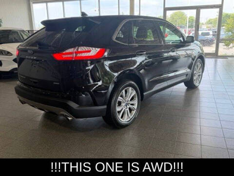 2022 Ford Edge Titanium