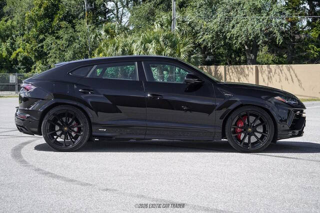 2024 Lamborghini Urus S