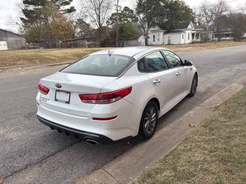2019 Kia Optima LX
