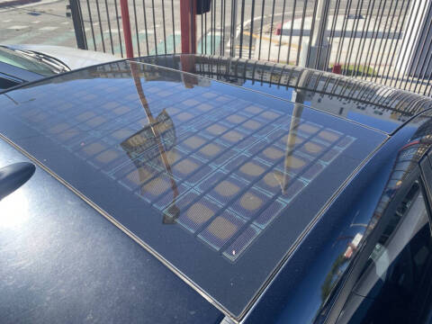 2013 Toyota Prius Three