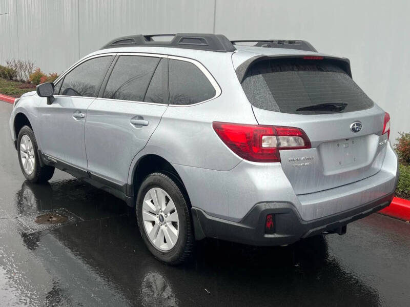 2019 Subaru Outback 2.5i