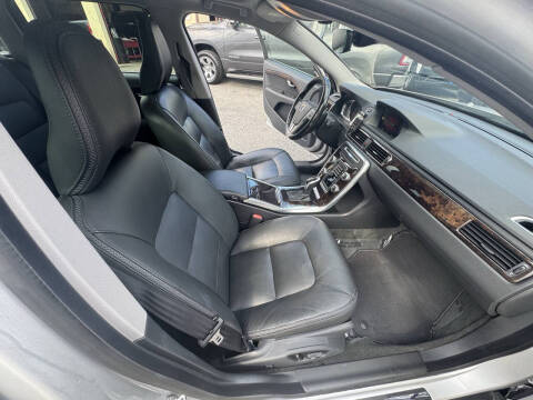 2016 Volvo XC70 T5 Premier