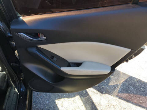 2017 Mazda MAZDA3 Grand Touring