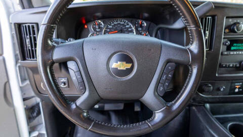 2023 Chevrolet Express 2500