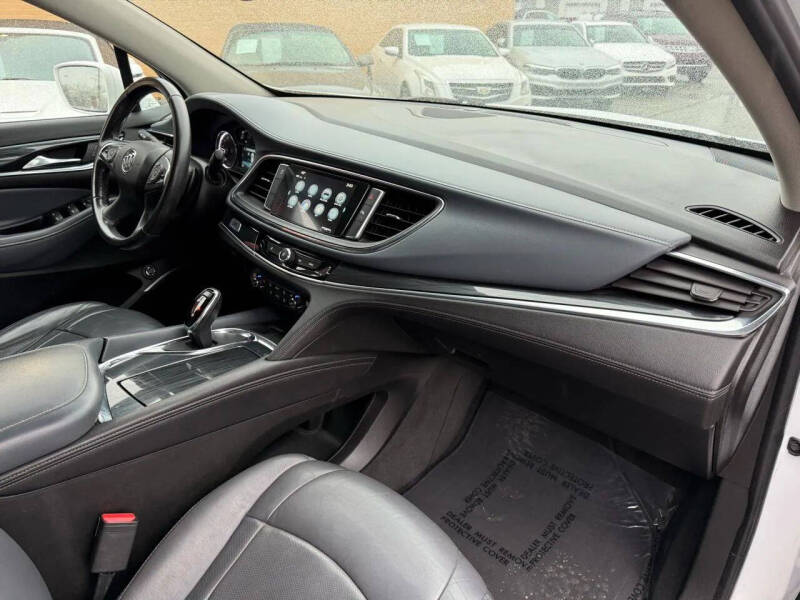 2018 Buick Enclave Essence