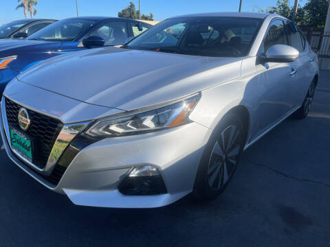 2020 Nissan Altima for sale at Soledad Auto Sales in Soledad CA