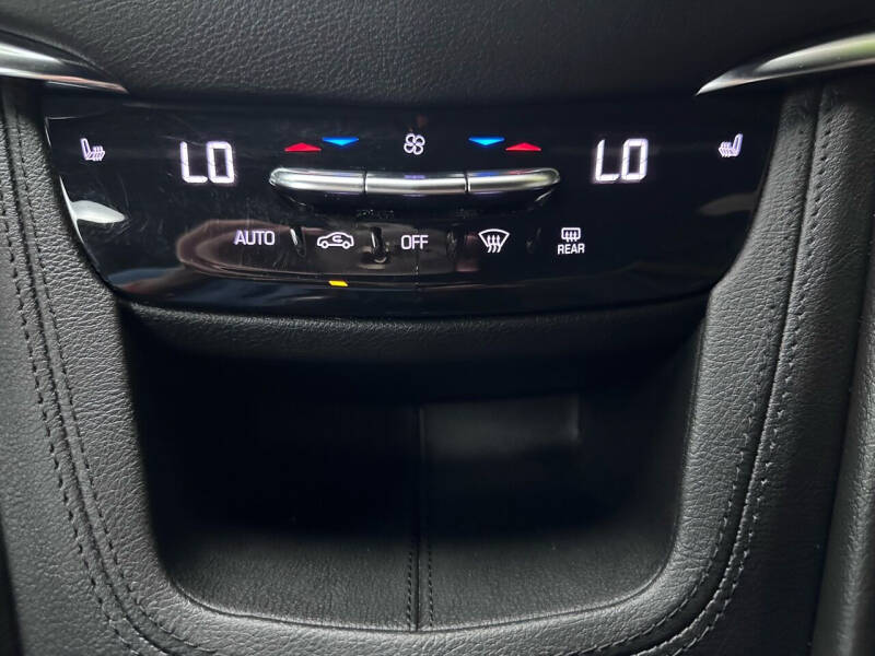 2020 Cadillac XT5 Luxury