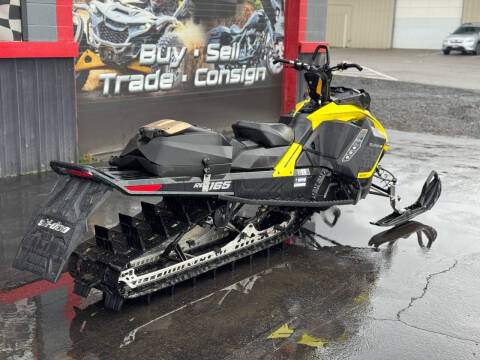 2017 Ski-Doo Summit 850 SP 165