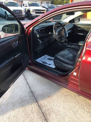 2017 Toyota Avalon XLE