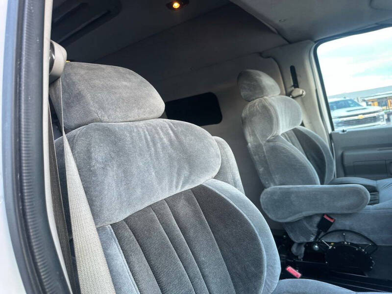 2010 Ford E-Series E-150