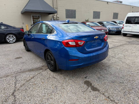 2017 Chevrolet Cruze LT Auto