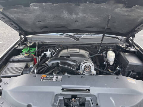 2013 Cadillac Escalade Platinum Edition