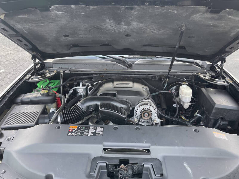 2013 Cadillac Escalade Platinum Edition