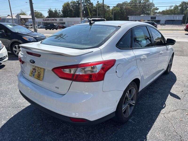 2014 Ford Focus SE