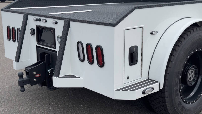 2025 Freightliner M2 106