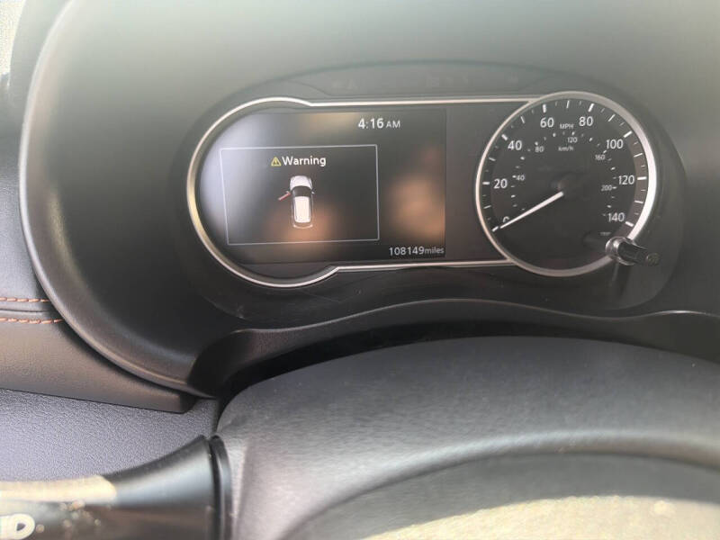 2019 Nissan Kicks SR
