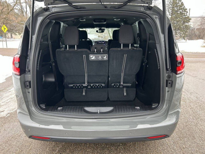 2021 Chrysler Pacifica Touring