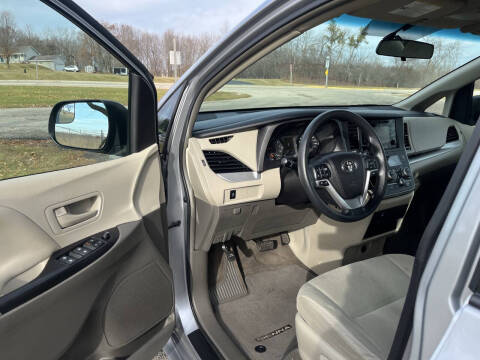 2016 Toyota Sienna L 7-Passenger