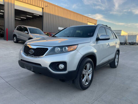 2013 Kia Sorento for sale at Hatimi Auto LLC in Buda TX