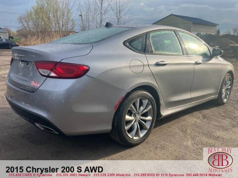 2015 Chrysler 200 S